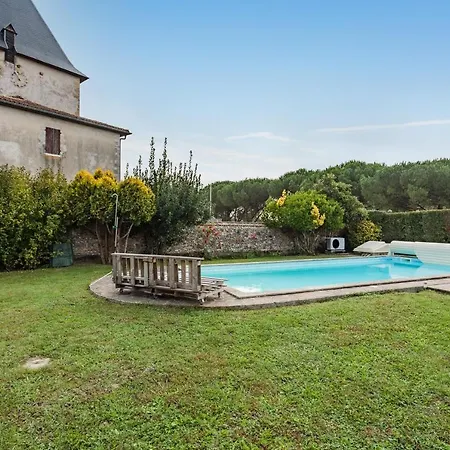 Les Lys - Avec Piscine Et Grand Jardin
